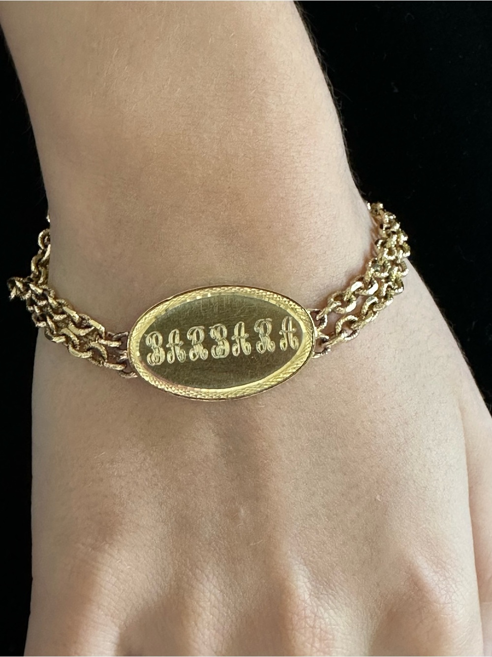 Vintage Gold Engraved Oval Chain Bracelet